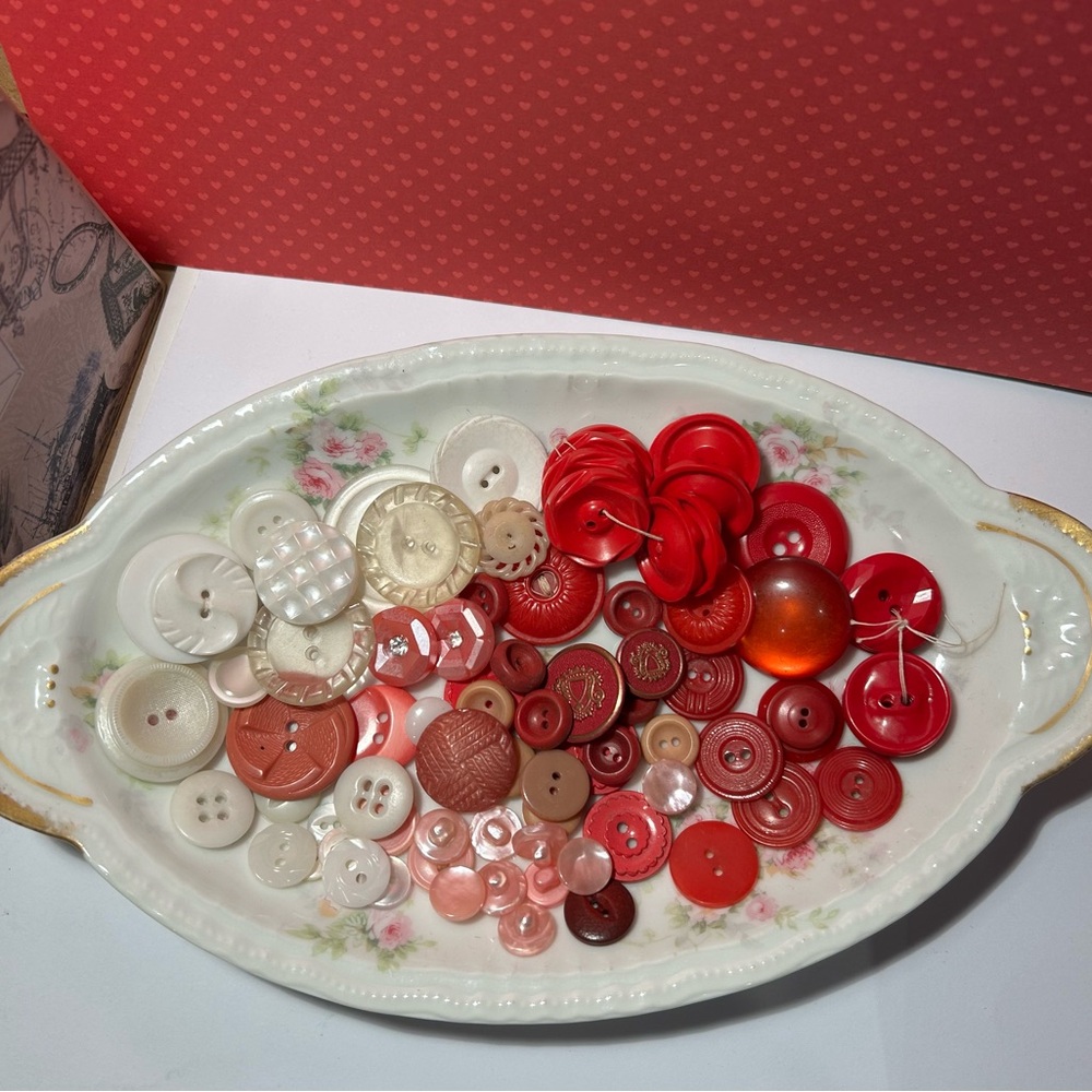 Vintage Red White Pink Buttons Valentine’s Day!